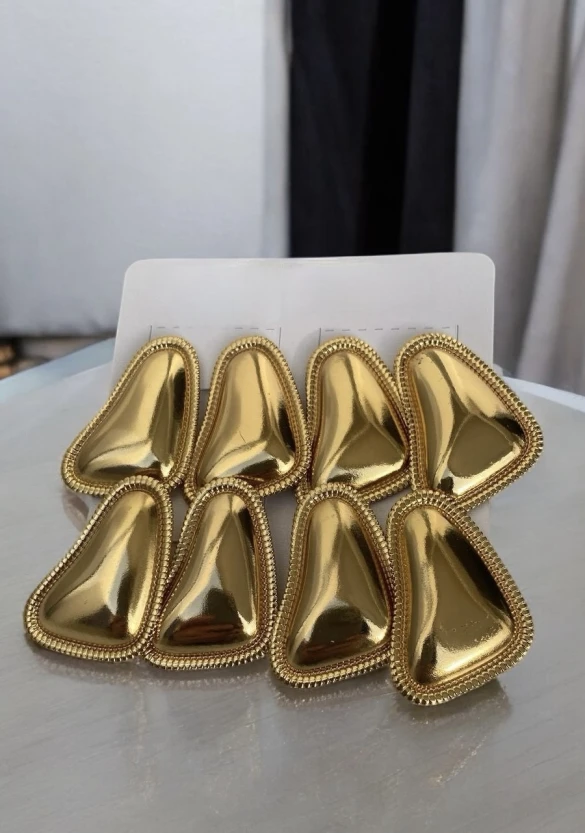 Refined Bold Earrings