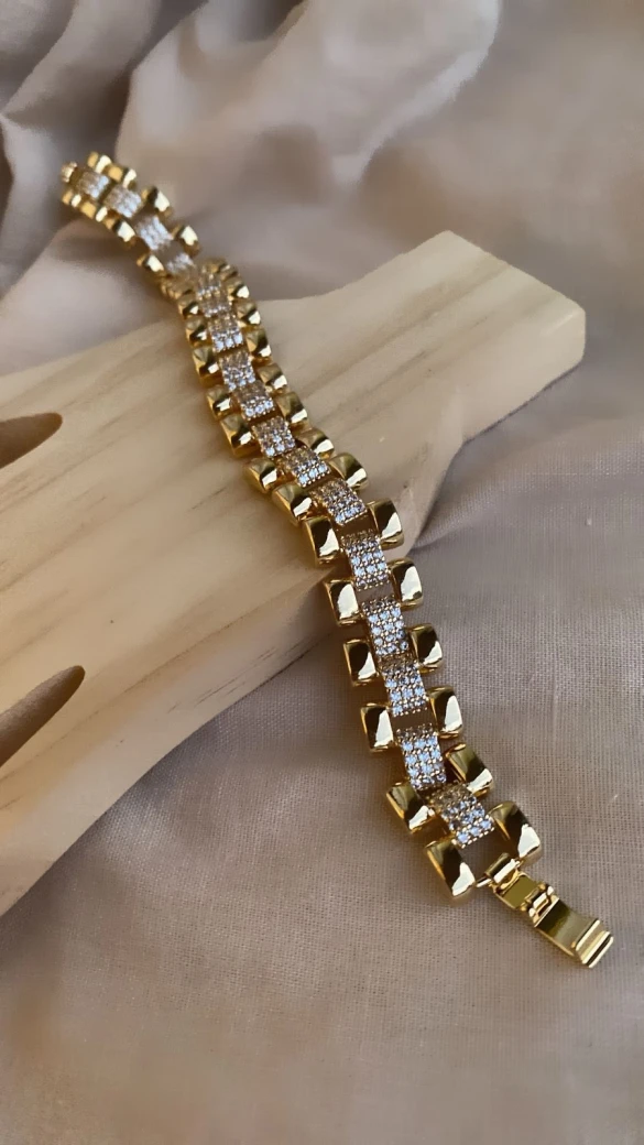 Gold Chunky Bracelet